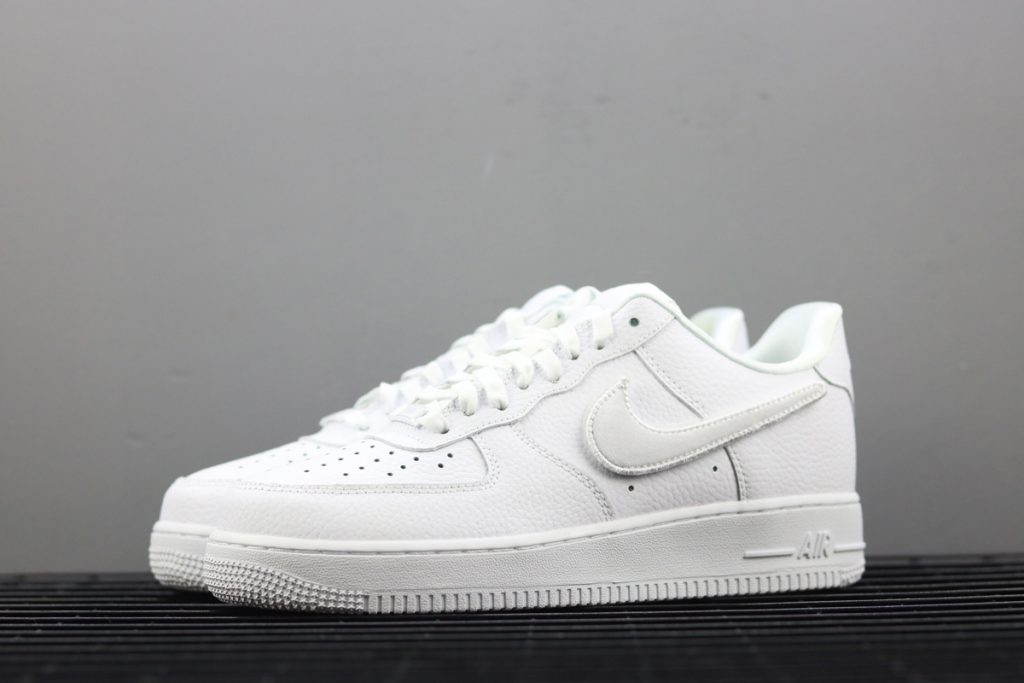 replaceable nike swoosh