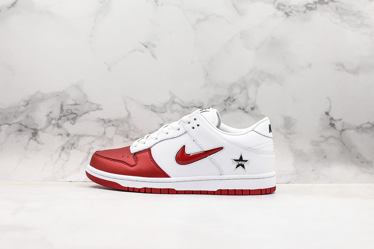 nike sb dunk low varsity red