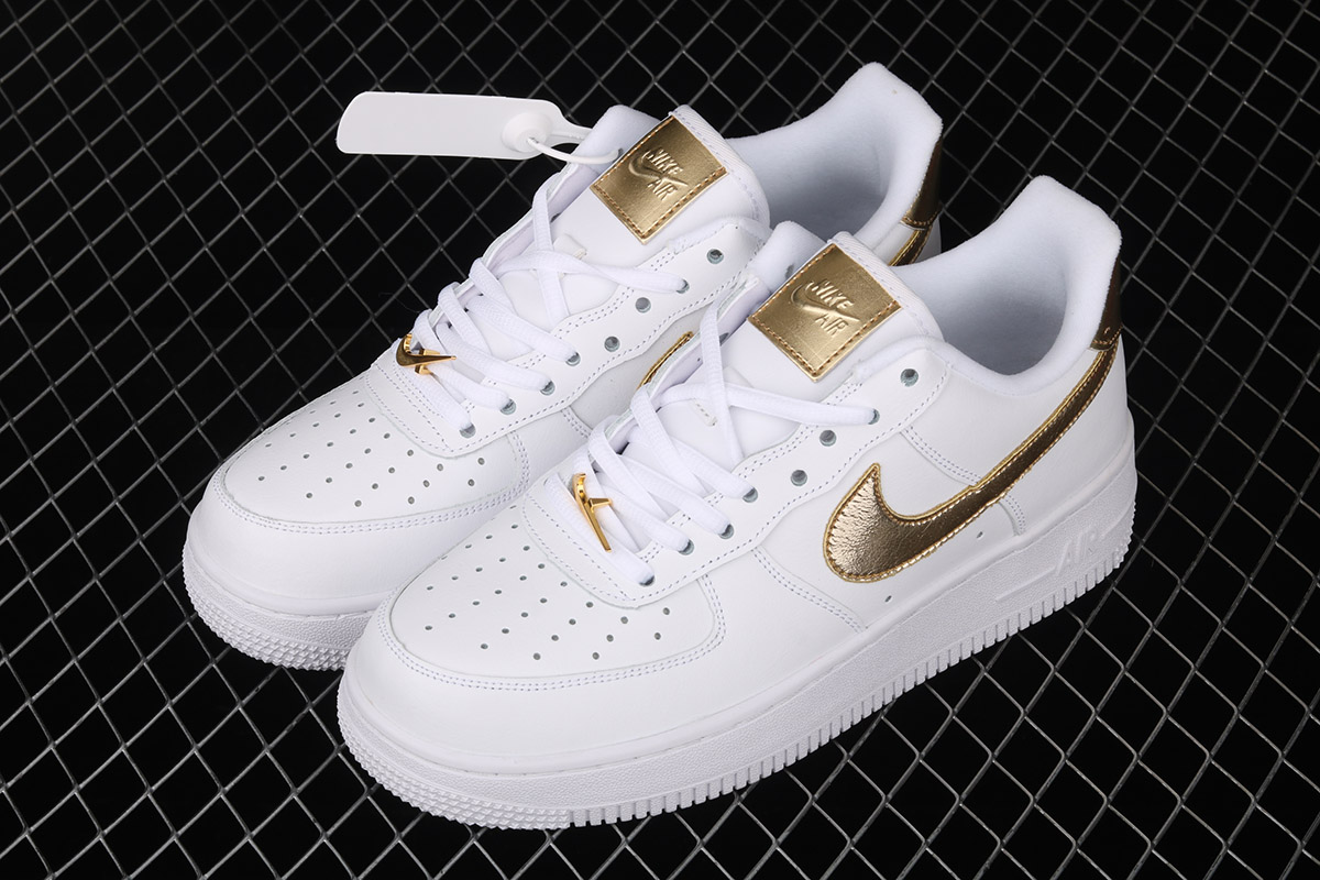 nike air force 1 sneaker low white metallic gold