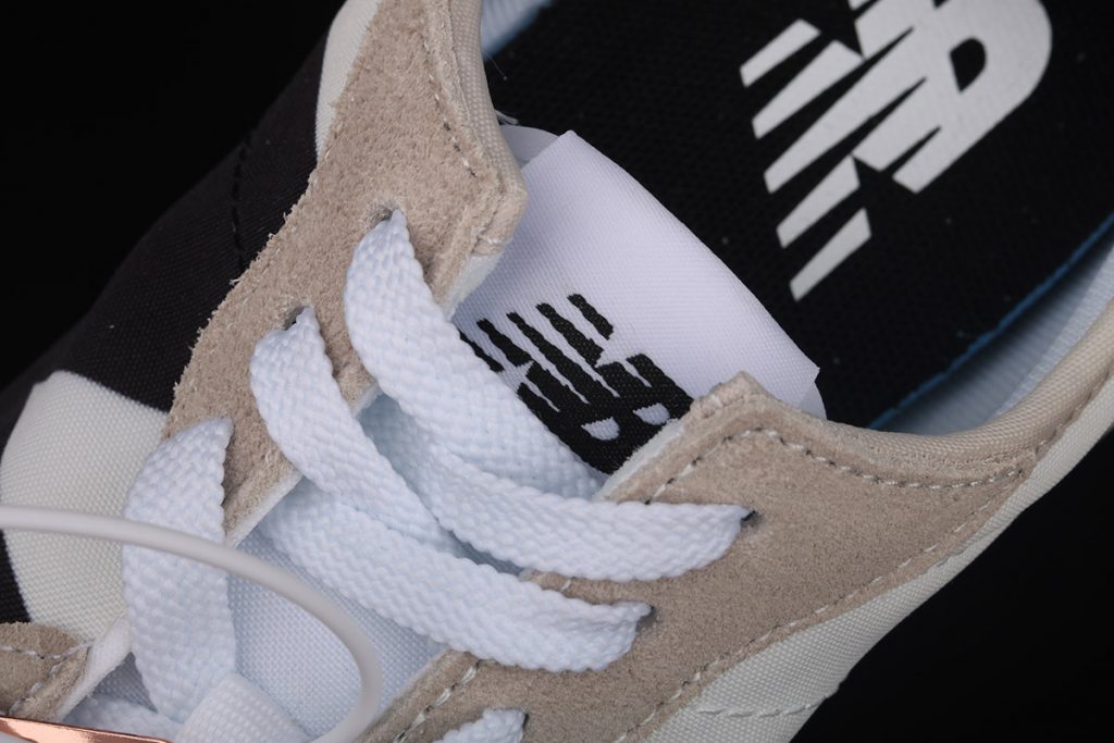 sea salt with black new balance 327