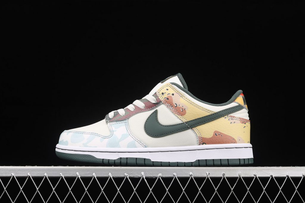 dunk low trainers sail vintage green total orange white