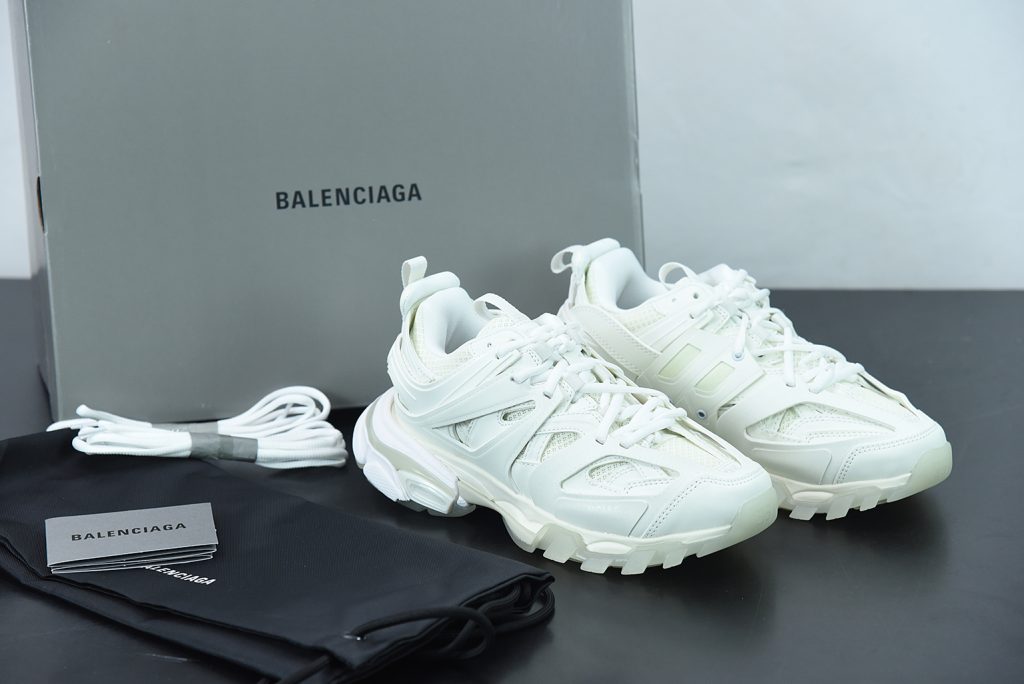 balenciagas white