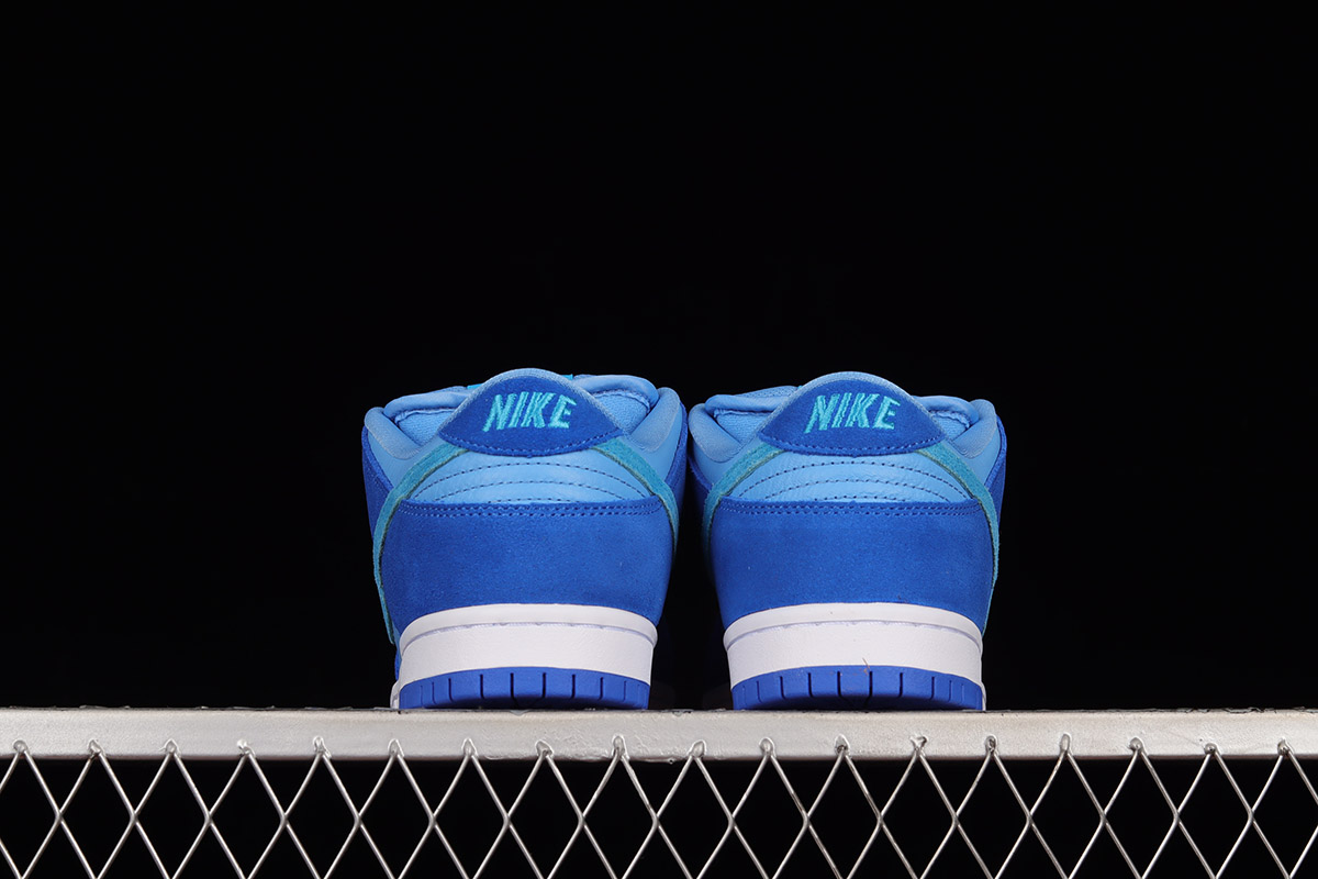 Nike Sb Dunk Low ‘blue Raspberry Racer Bluelaser Blue White For Sale