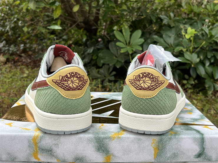 Air Jordan 1 Low OG “Year of the Dragon” Sail/Cedar-Oil Green For Sale ...